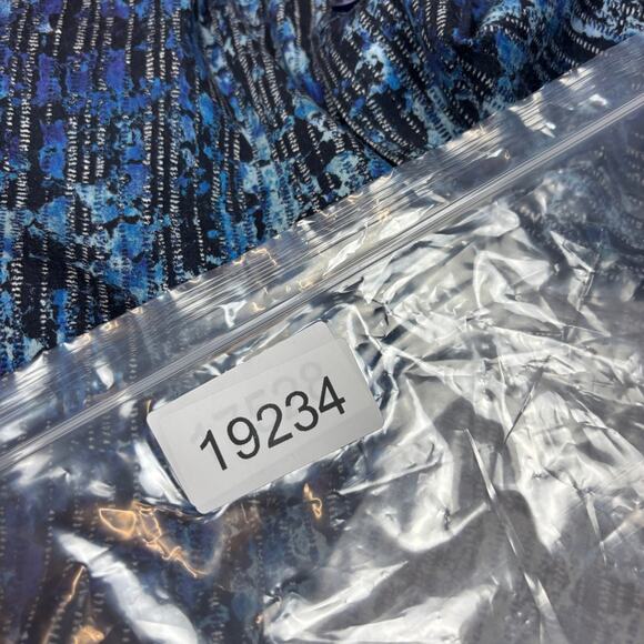 Robert Graham Abstract Pattern Flip Cuff Button Up Shirt Men's 2XL - Picture 12 of 12